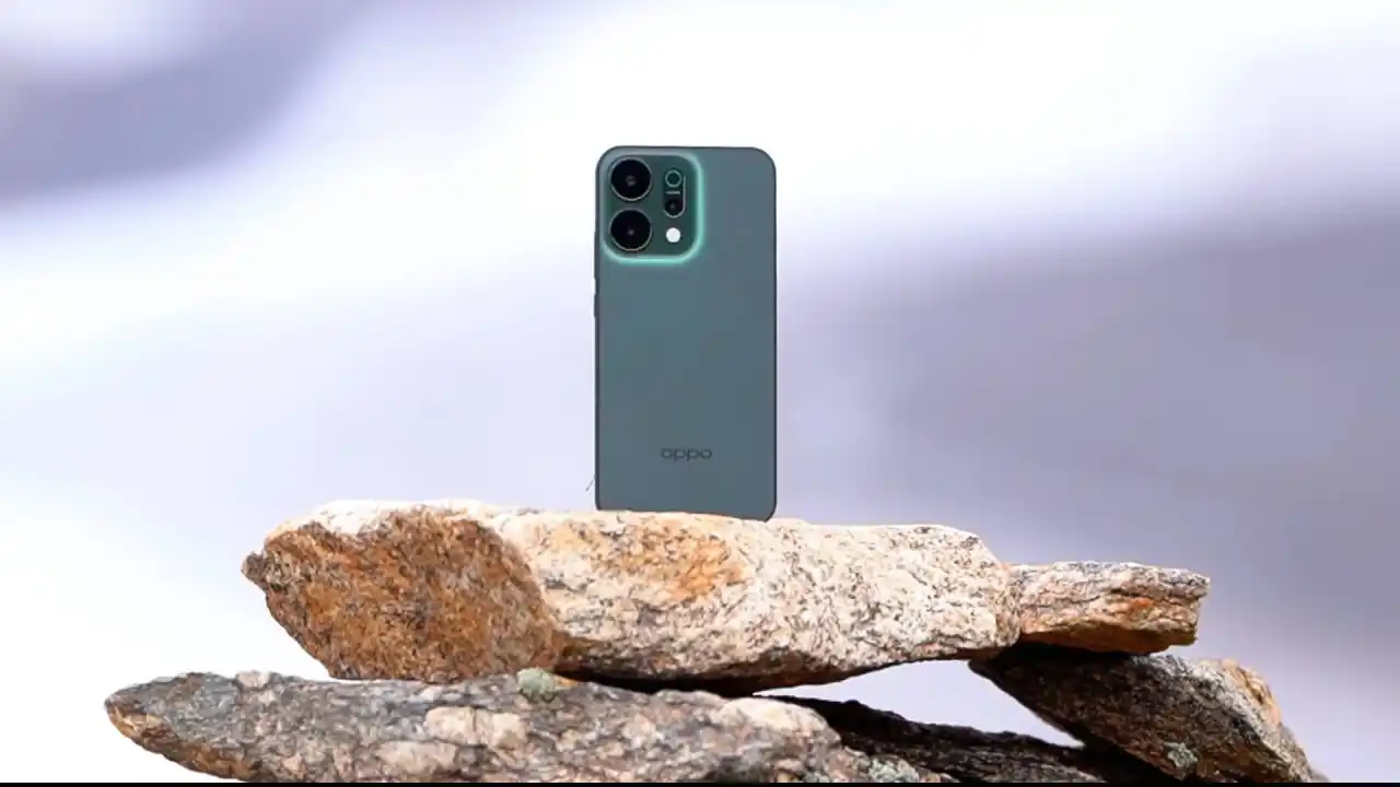 মিনি ফোন আনছে অপো