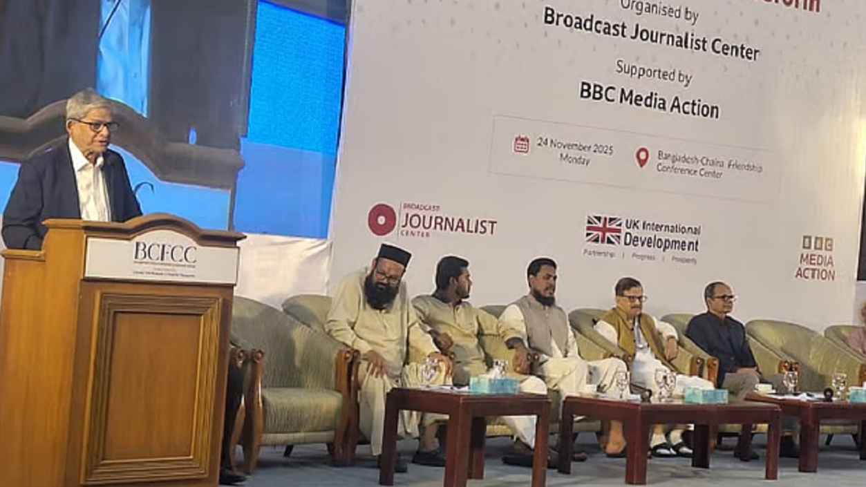 সাংবাদিকদের বিভক্তি নিয়ে প্রশ্ন তুললেন মির্জা ফখরুল