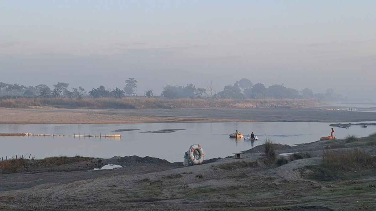 পঞ্চগড়ে নেমেছে শীত, ১৬ ডিগ্রি সেলসিয়াসের ঘরে তাপমাত্রা