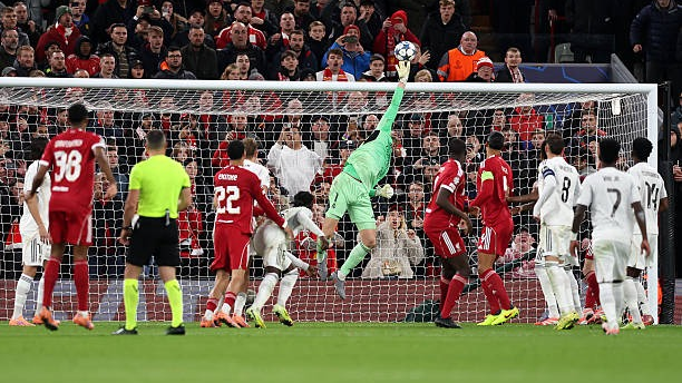 রিয়ালের দেয়াল ডিঙিয়ে অ্যানফিল্ডে রেড উল্লাস