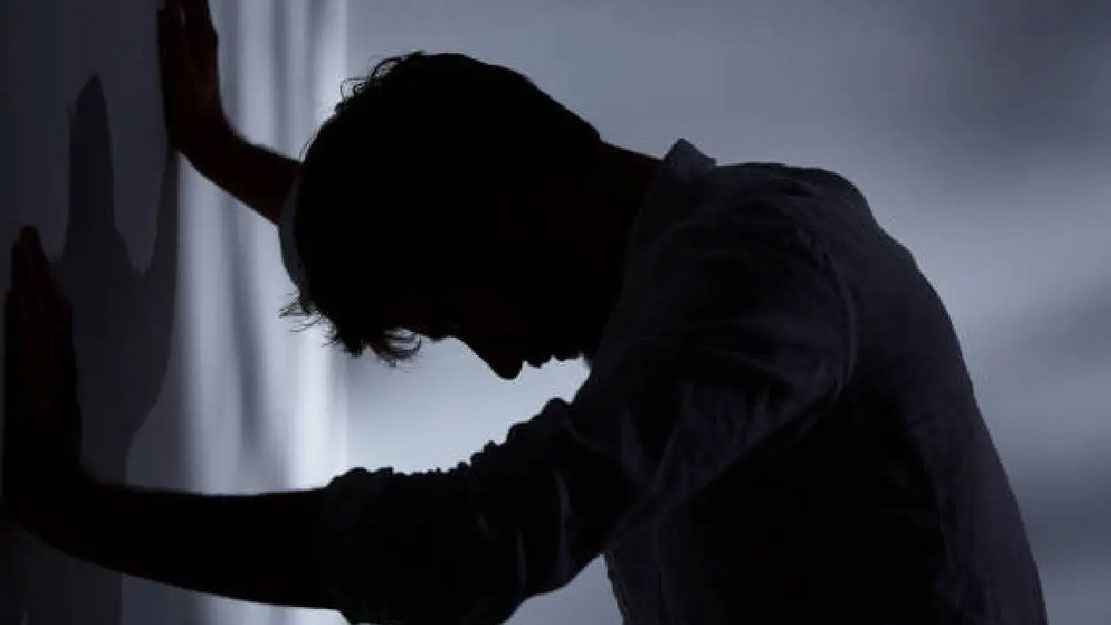 বান্ধবীর সঙ্গে সোশ্যাল ইনফ্লুয়েন্সারের ঘনিষ্ঠ ভিডিও ফাঁস