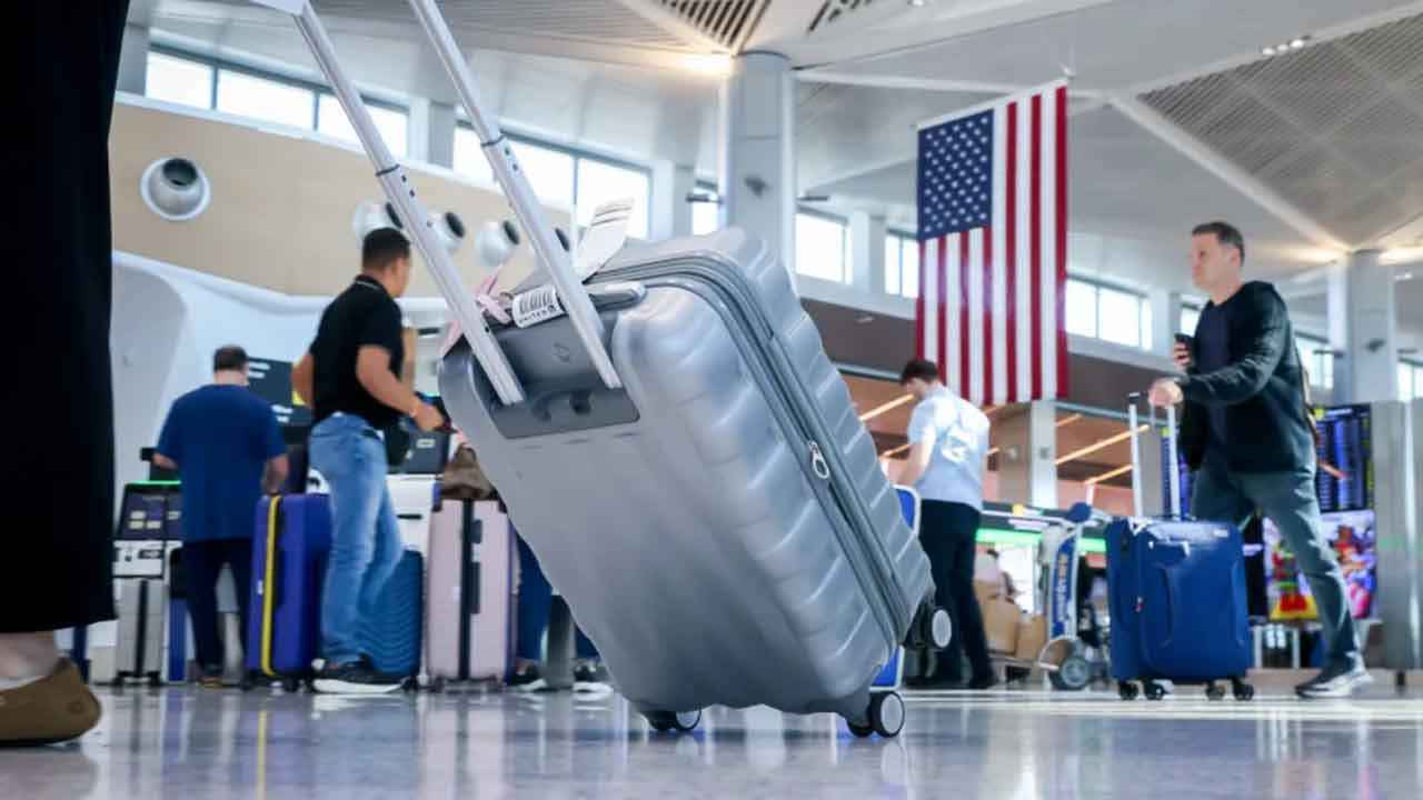 যুক্তরাষ্ট্রের ইতিহাসে দীর্ঘতম সরকারি অচলাবস্থা