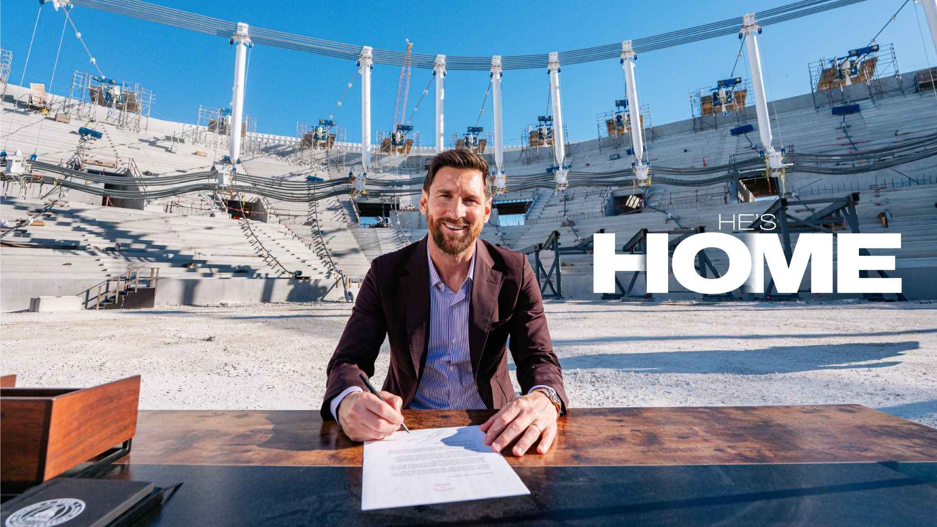 মিয়ামিতেই থাকছেন মেসি, করলেন নতুন চুক্তি