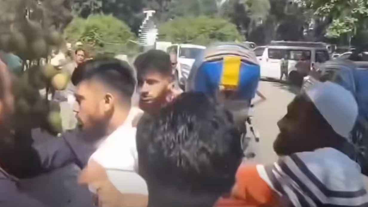 আওয়ামী লীগের মিছিলকারীদের গণধোলাই, ভিডিও ভাইরাল