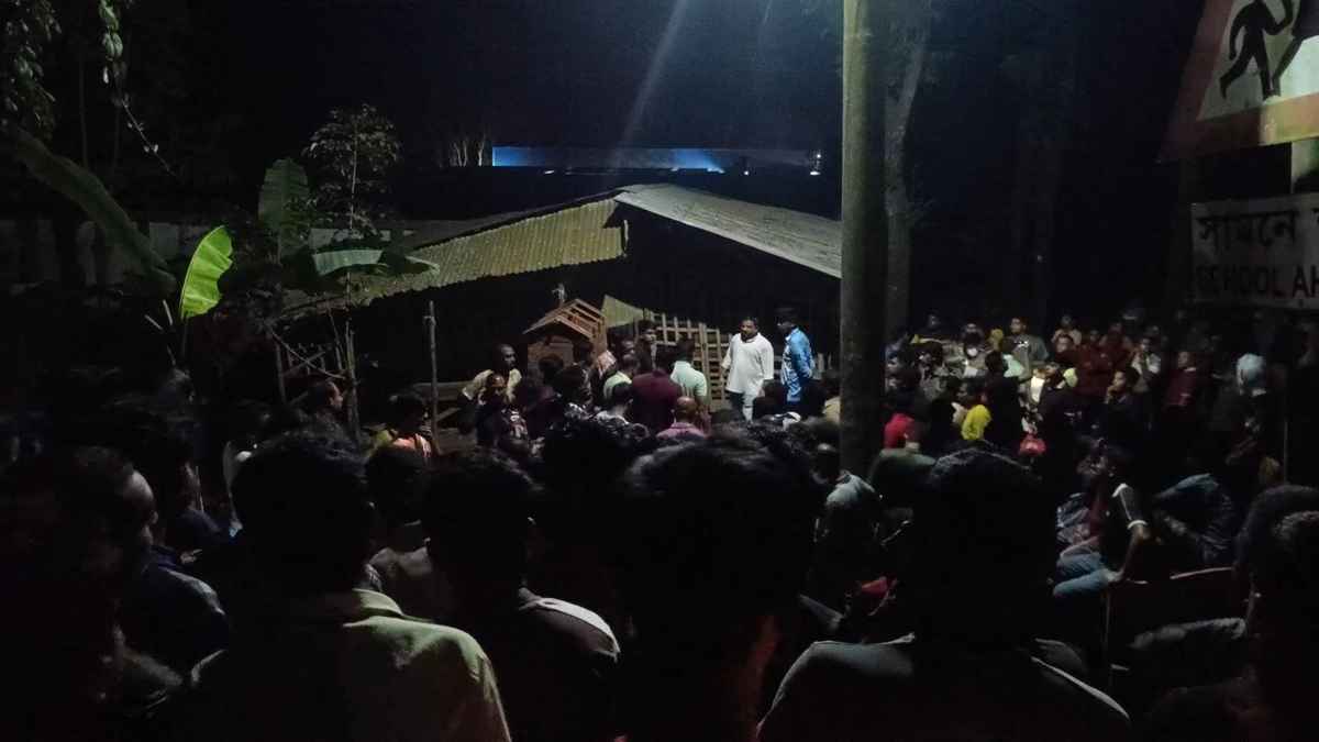 তালাবদ্ধ দোকানঘরে মিলল গৃহবধূর লাশ, স্বামী পলাতক