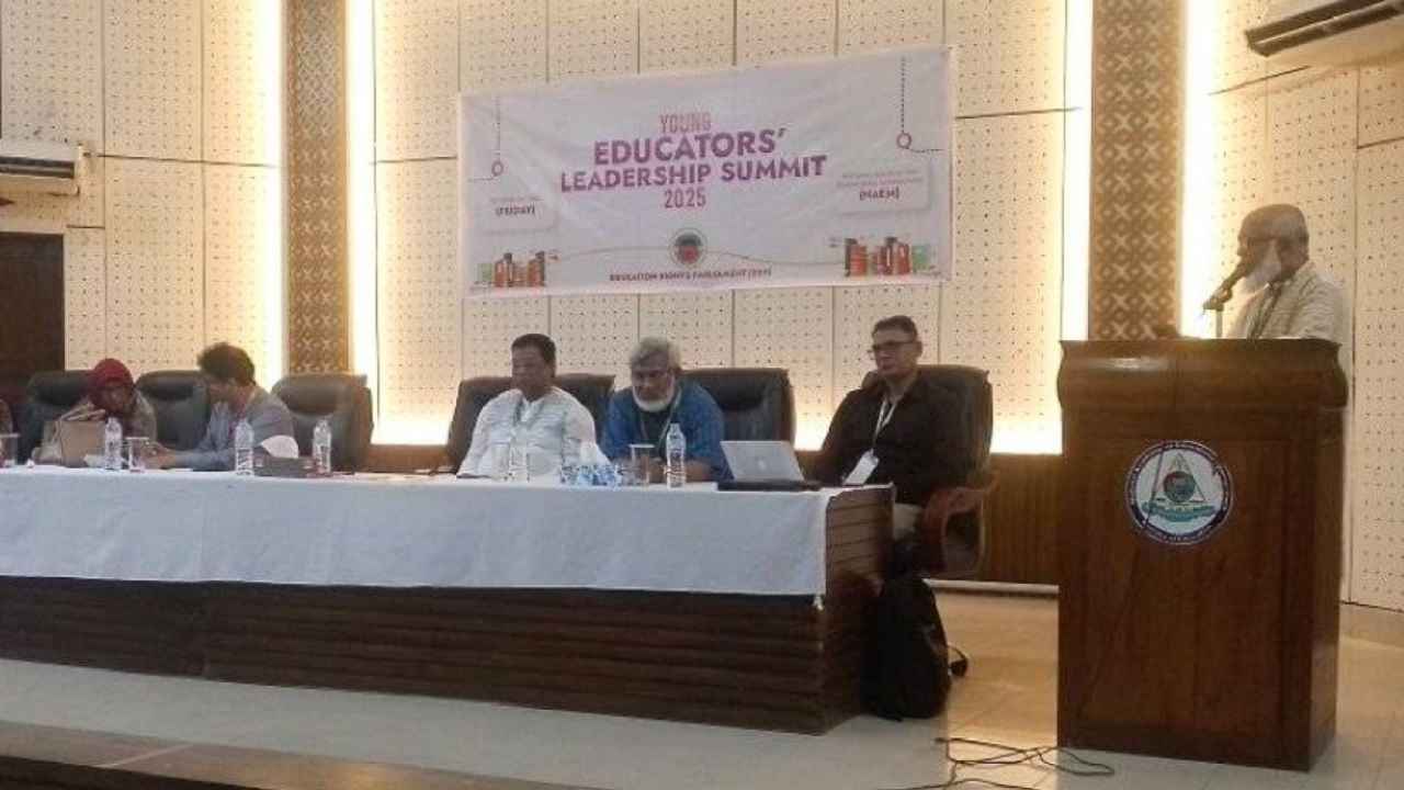 ‘স্কুল বাদ দিয়ে কওমি মাদ্রাসার দিকে ঝুঁকছেন অভিভাবকরা’