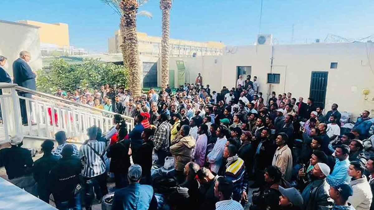 লিবিয়া থেকে ফিরলেন আরও ৩০৯ বাংলাদেশি