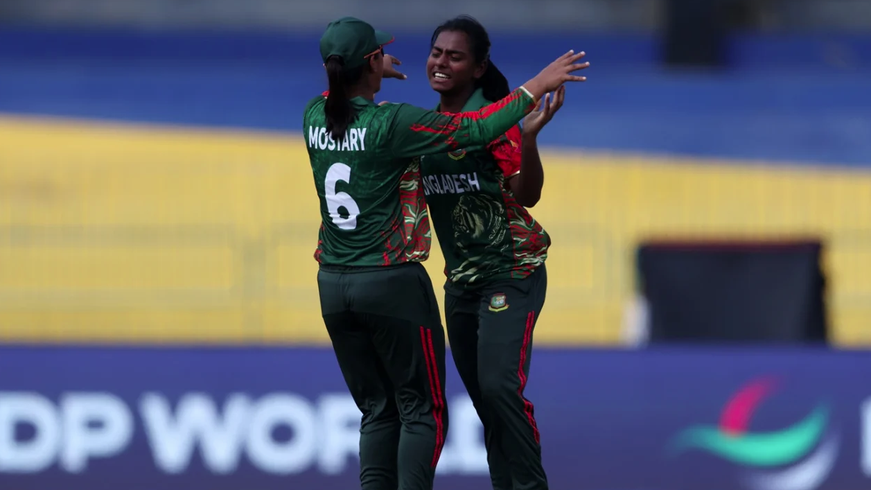 পাকিস্তানকে হারিয়ে মারুফাকে প্রশংসায় ভাসালেন বাংলাদেশ অধিনায়ক