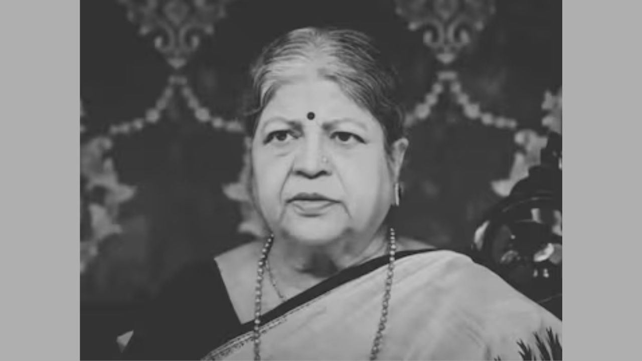 ক্যানসারে আক্রান্ত হয়ে মারা গেলেন বরেণ্য অভিনেত্রী