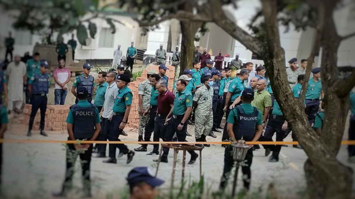 ১৫ সেনা কর্মকর্তাকে কারাগারে পাঠানোর নির্দেশ ট্রাইব্যুনালের