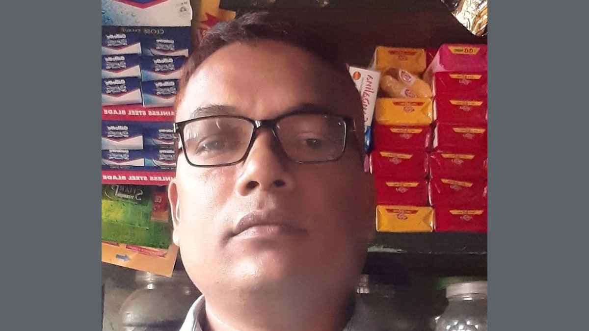 মোহনগঞ্জে থানার অদূরে মুদি দোকানিকে গলাকেটে হত্যা