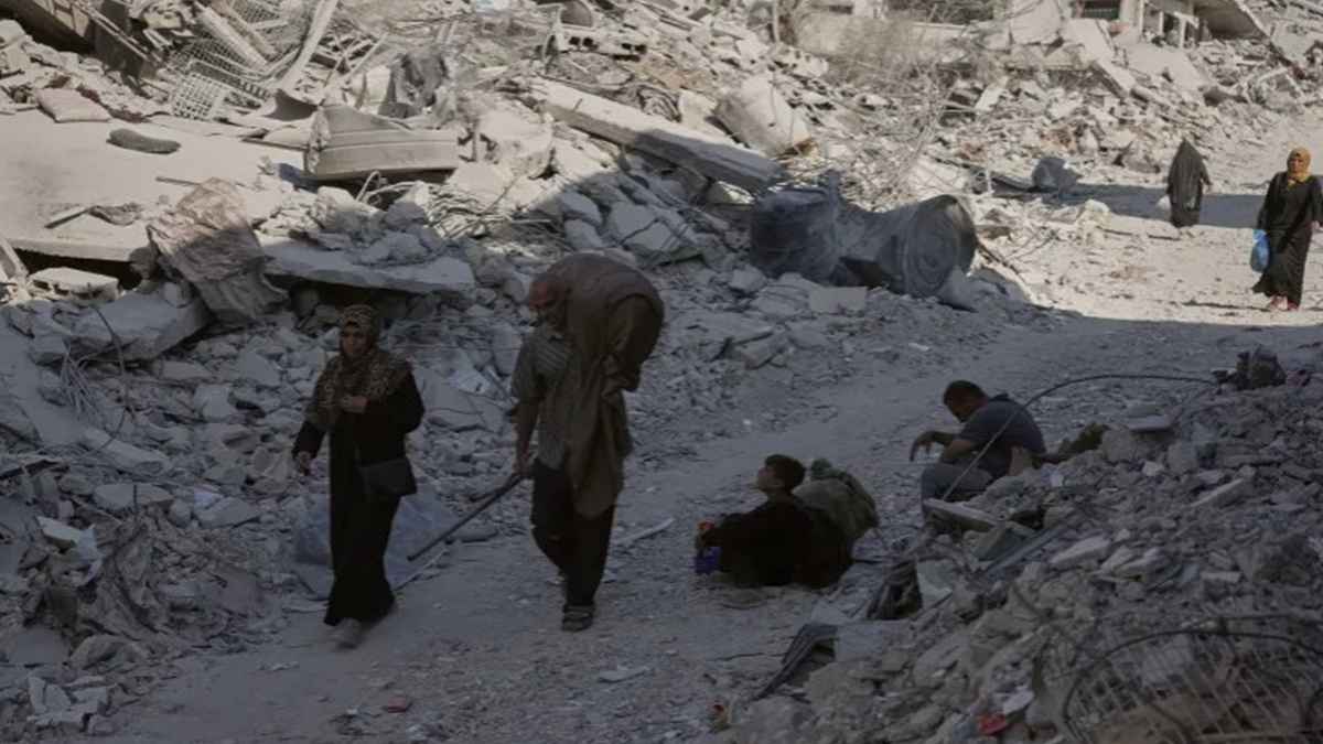 যুদ্ধবিরতির মধ্যেও গাজায় ইসরায়েলি হামলায় একই পরিবারের ১১ জন নিহত