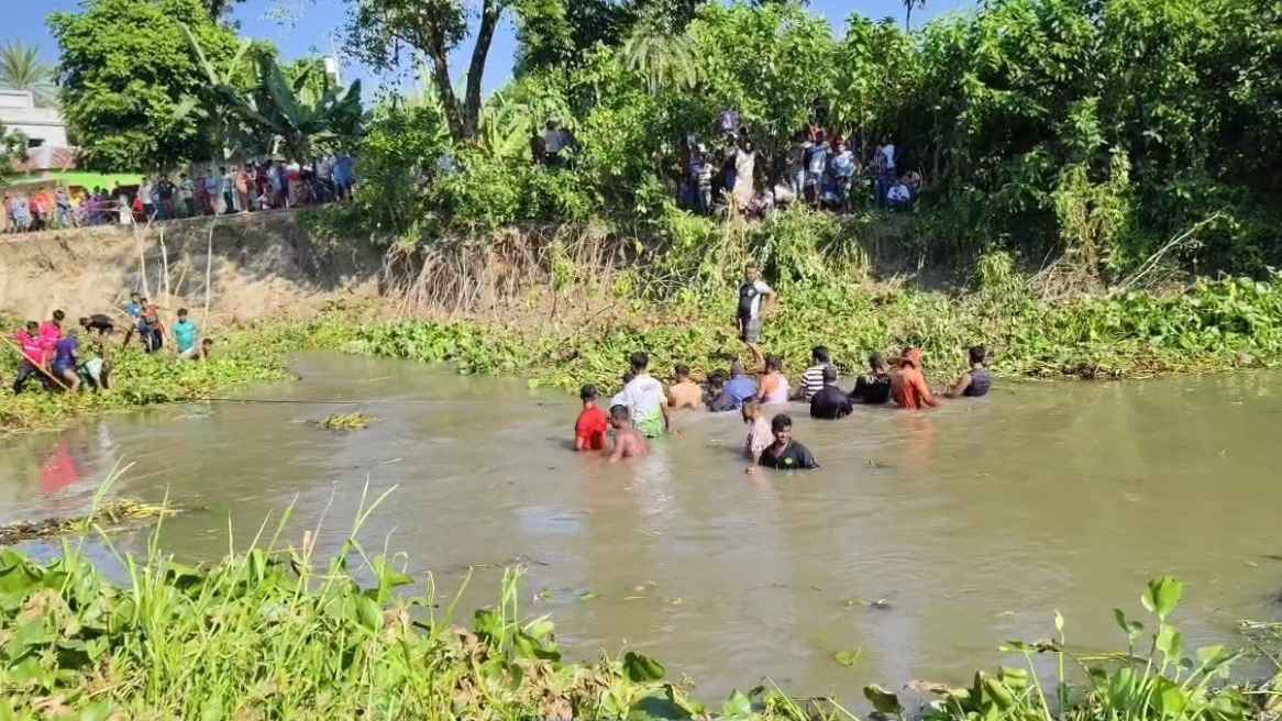 গাজীপুরে নদীর স্রোতে ভেসে গিয়ে ২ নারীর মৃত্যু