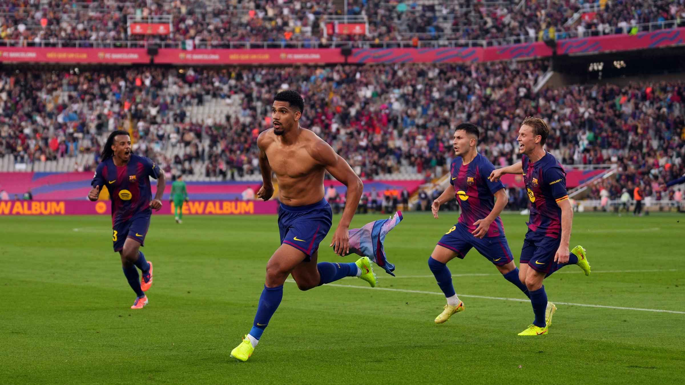 আরাউহোর গোলে বার্সেলোনার রোমাঞ্চকর জয়