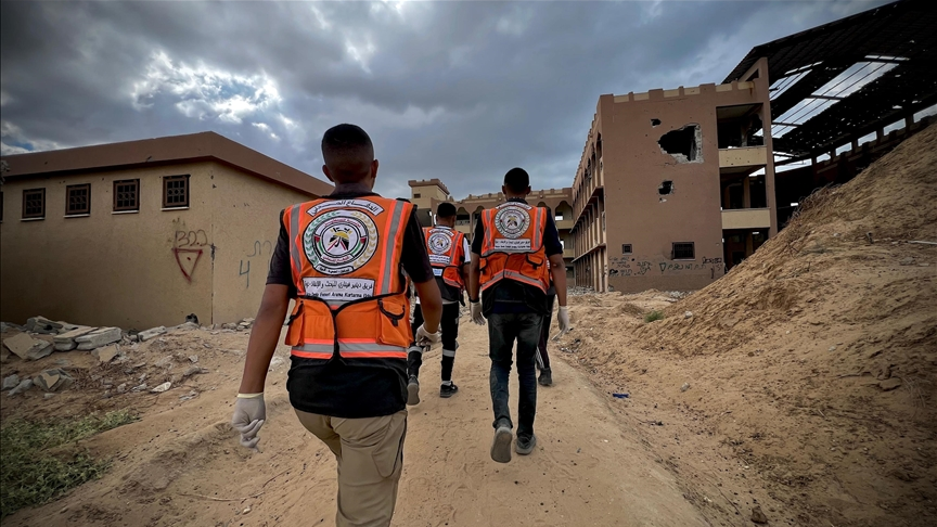 জিম্মিদের মরদেহ উদ্ধারে ‘ইয়েলো লাইনে’ প্রবেশের অনুমতি পেল হামাস