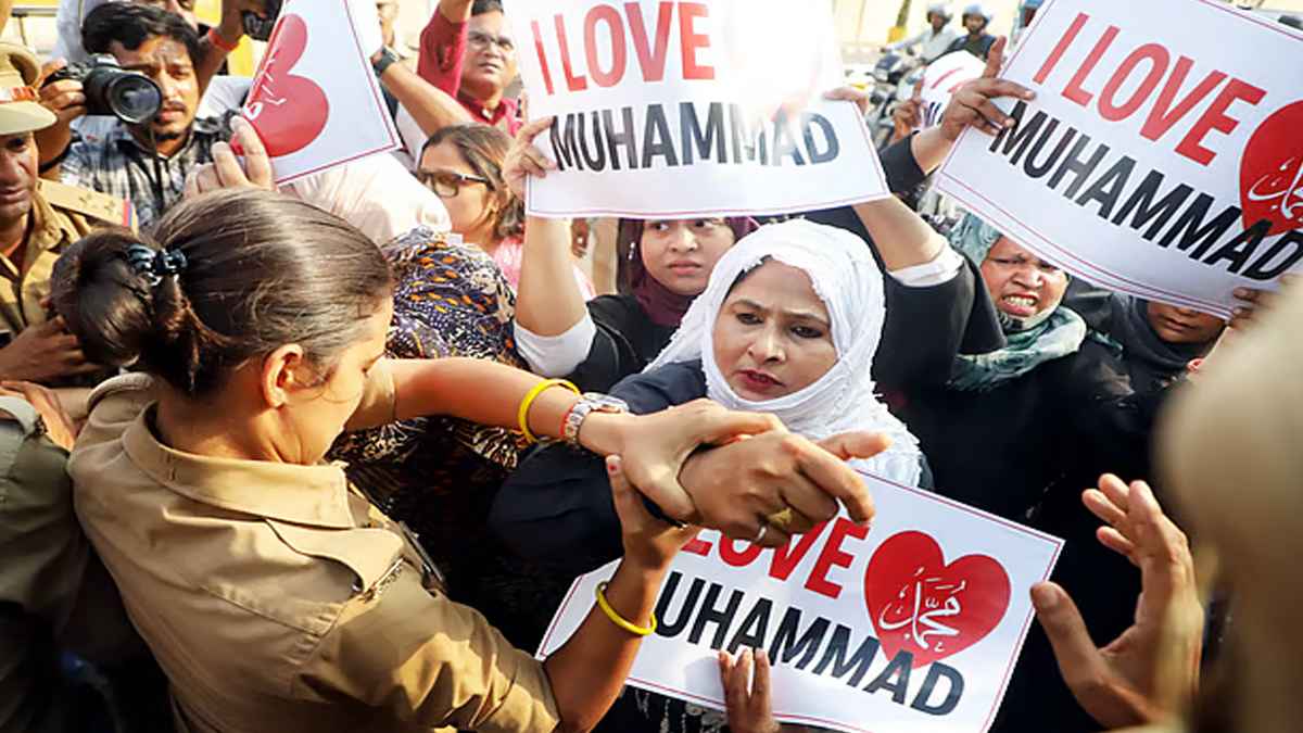 ‘আই লাভ মুহাম্মদ’ বলায় ভারতীয় মুসলিমদের ওপর কেন দমন–পীড়ন বাড়ছে?