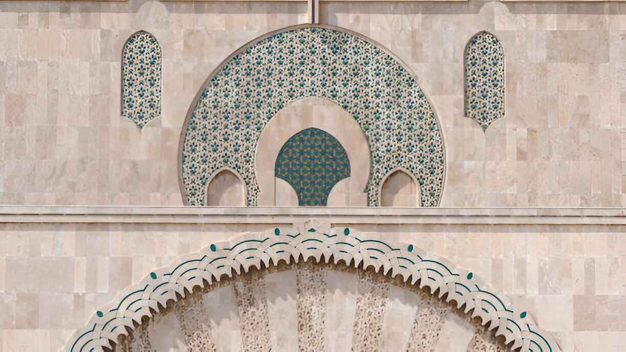 শিরকের বিষাক্ত ছোবল: কীভাবে ঈমান হারায় মুমিন