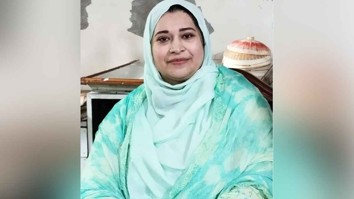 ২৬ বছর পর বাবার বাড়িতে এসে বিএনপির মনোনয়ন প্রত্যাশী