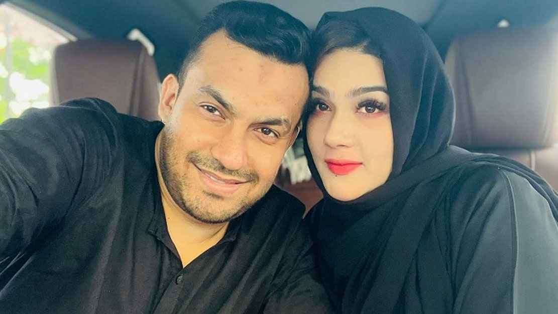 ‘ডিভোর্সে’র পর ফের এক হলেন মাহি-রাকিব!