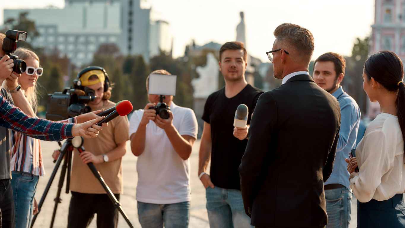 অল্প খরচে সরকারি প্রতিষ্ঠানে ‘মাল্টিমিডিয়া জার্নালিজম’ শেখার সুযোগ
