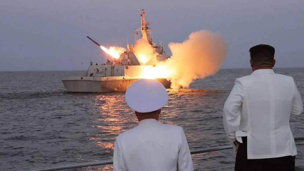 ট্রাম্পের সিউল সফরের খবরে উত্তর কোরিয়ার ক্ষেপণাস্ত্র পরীক্ষা