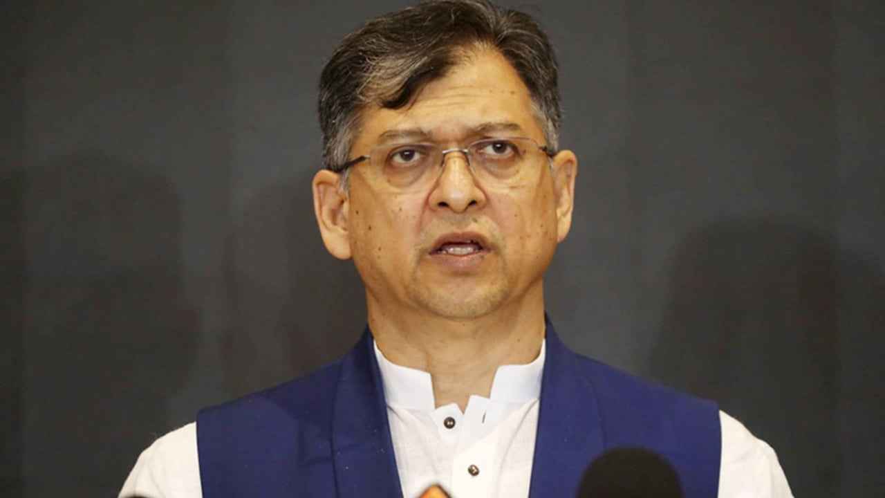 কমিশন ও সরকারের বিভিন্ন পদক্ষেপ আমাদের হতাশ করেছে: সালাহউদ্দিন