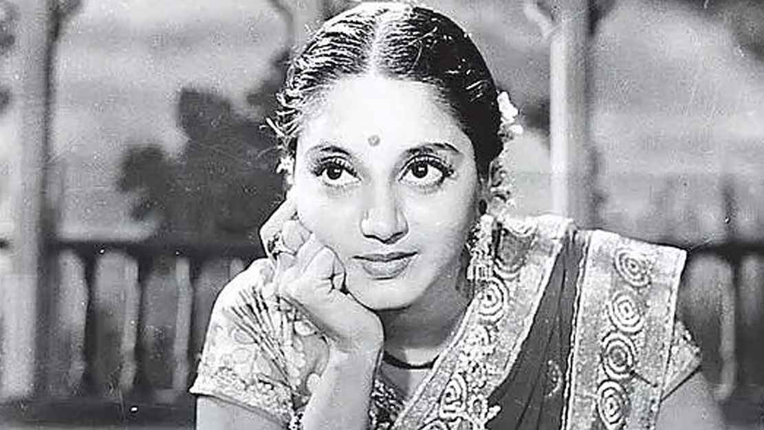 বিয়ের আগেই দুই সন্তানের মা, কে এই জনপ্রিয় অভিনেত্রী?