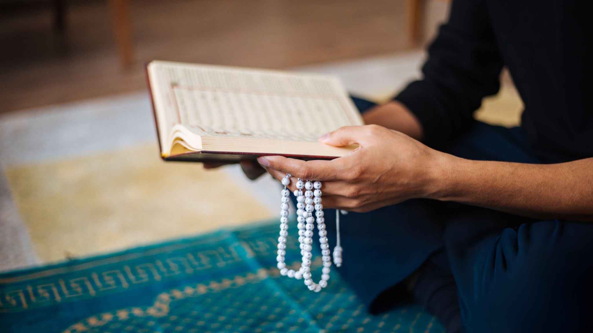 ৩ মুহূর্তে আয়াতুল কুরসি: জীবন বদলে দেবে!