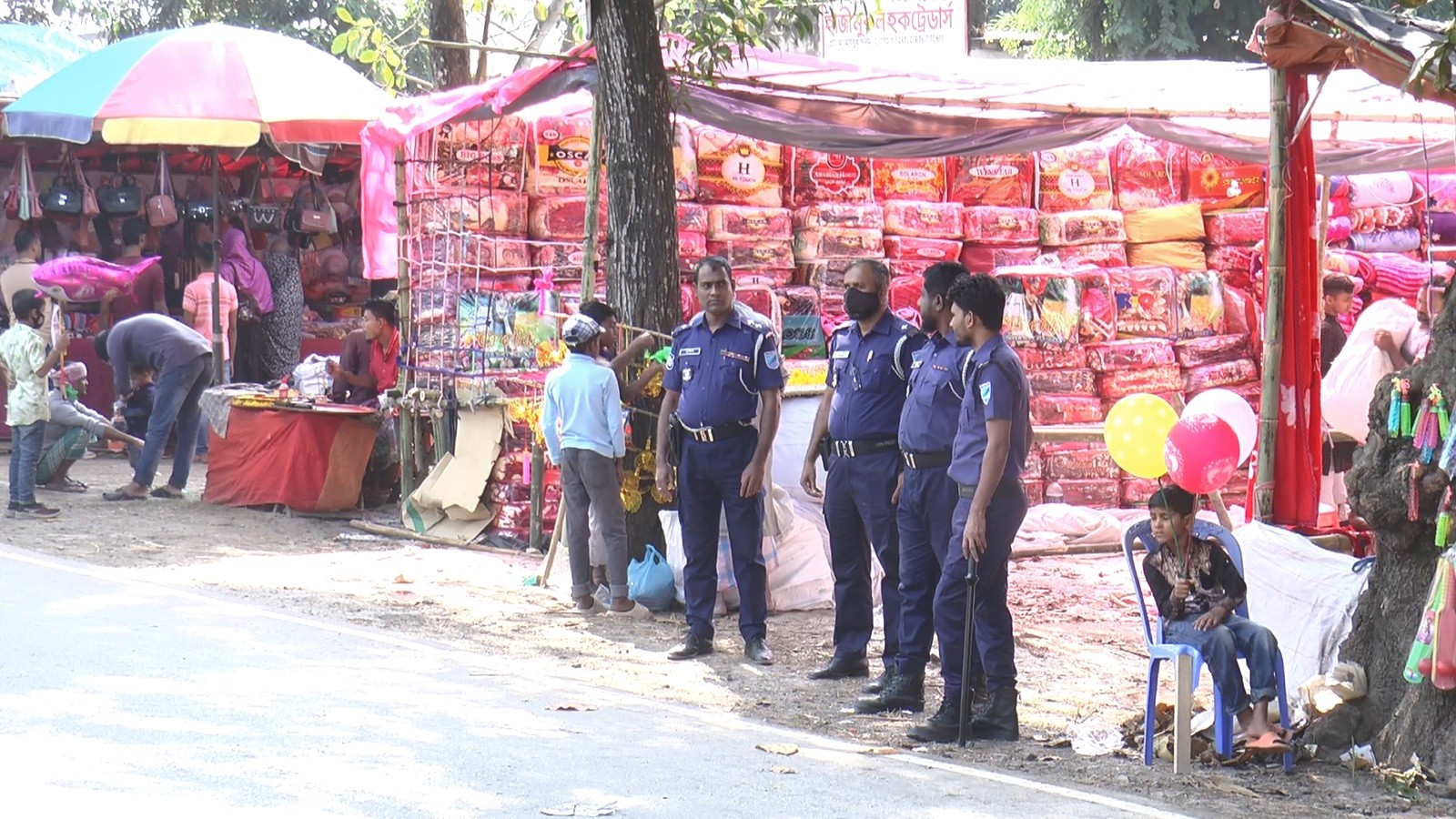 thumbnail_Madaripur_19-10-25_(Kundu_Mela_Fair)_Pic_(7)