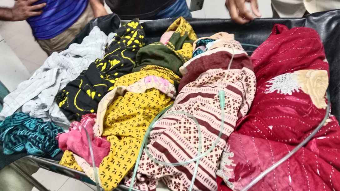 পটুয়াখালীতে একসঙ্গে ৫ সন্তানের জন্ম দিলেন লামিয়া