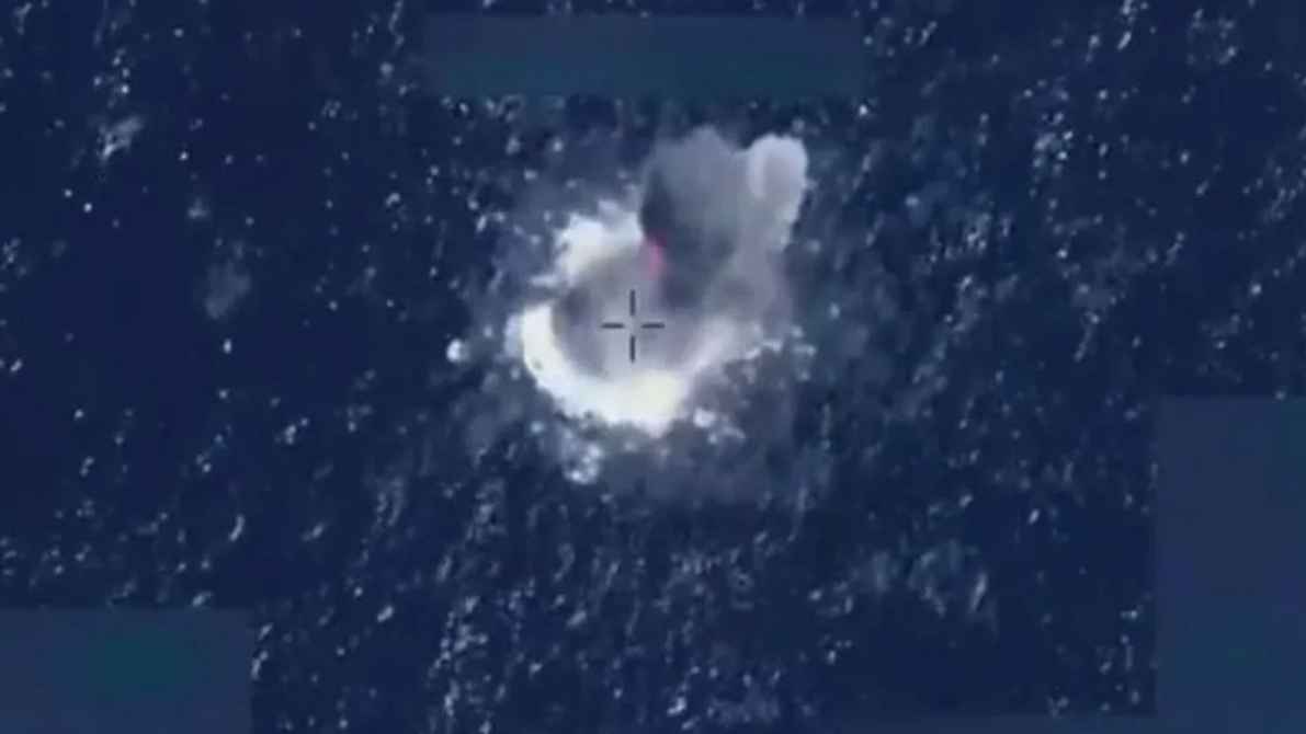 প্রশান্ত মহাসাগরে চারটি ‘মাদকবাহী’ নৌকায় মার্কিন হামলা, নিহত ১৪