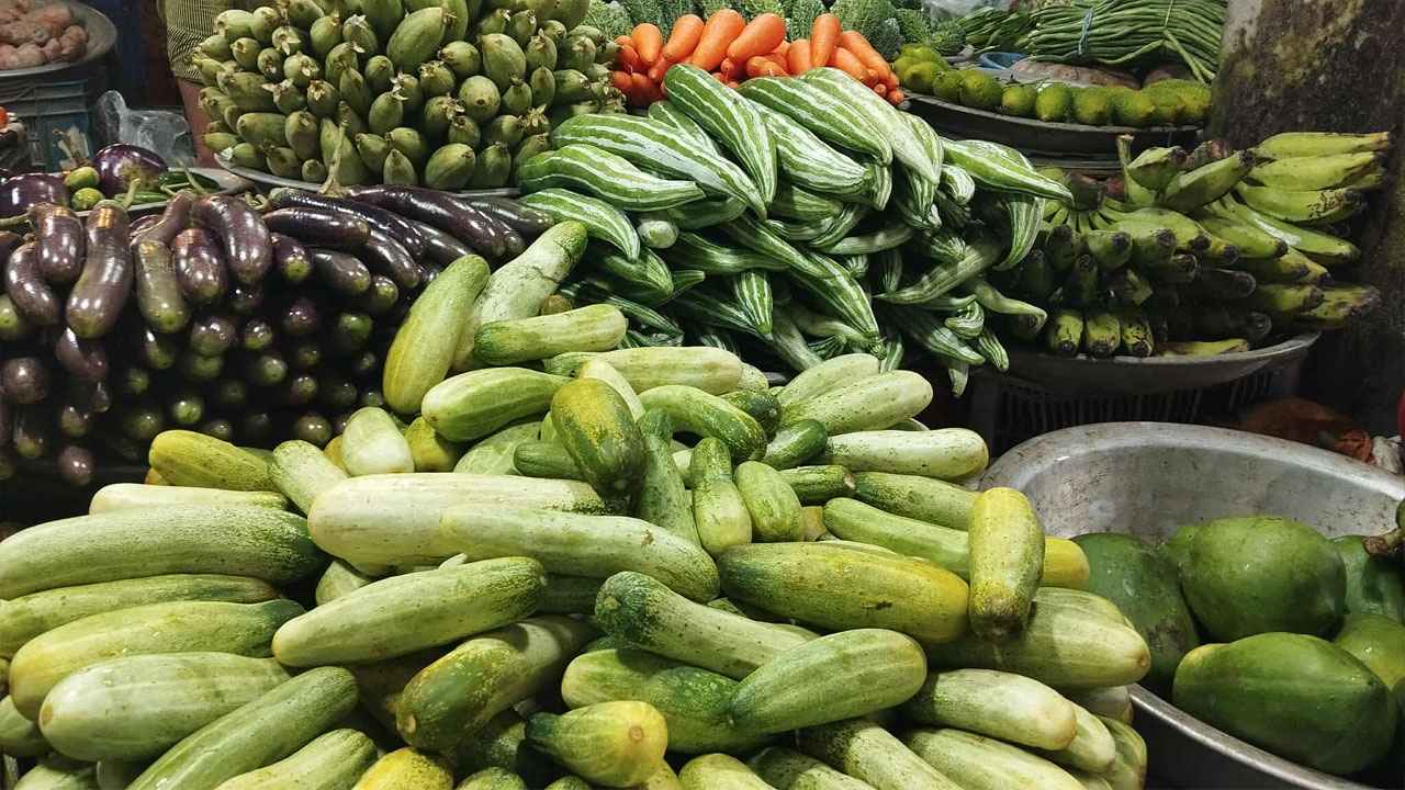 শীতের সবজিতে বাজারে স্বস্তি, ২০-৩০ টাকা পর্যন্ত কমেছে দাম