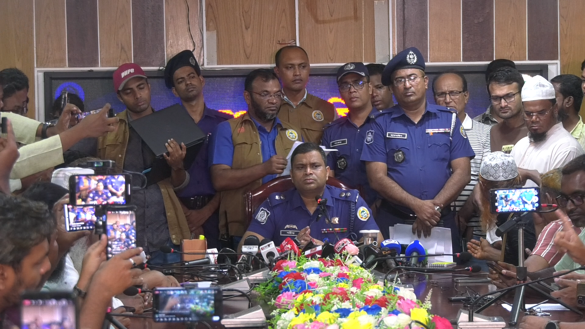 1000060830 1000060830