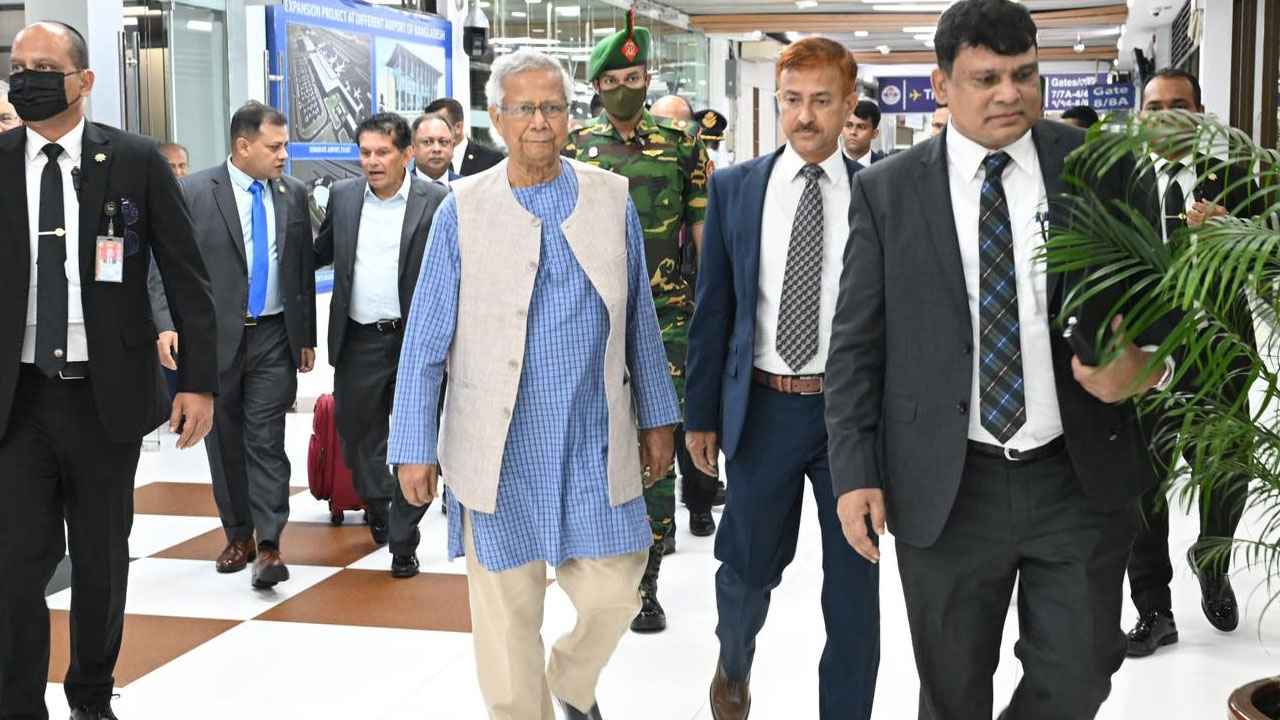 নিউইয়র্কের পথে প্রধান উপদেষ্টা