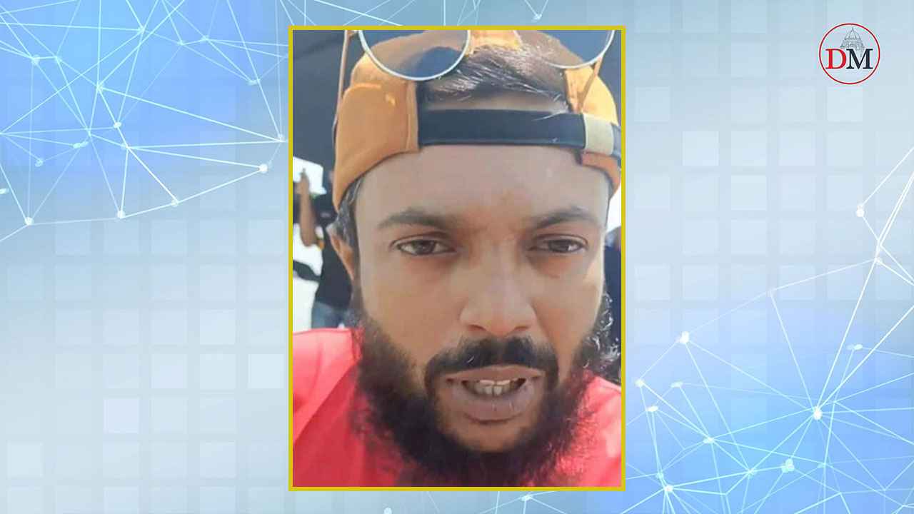 নিজ বাড়ির সামনে এলোপাতাড়ি গুলি করে যুবককে হত্যা