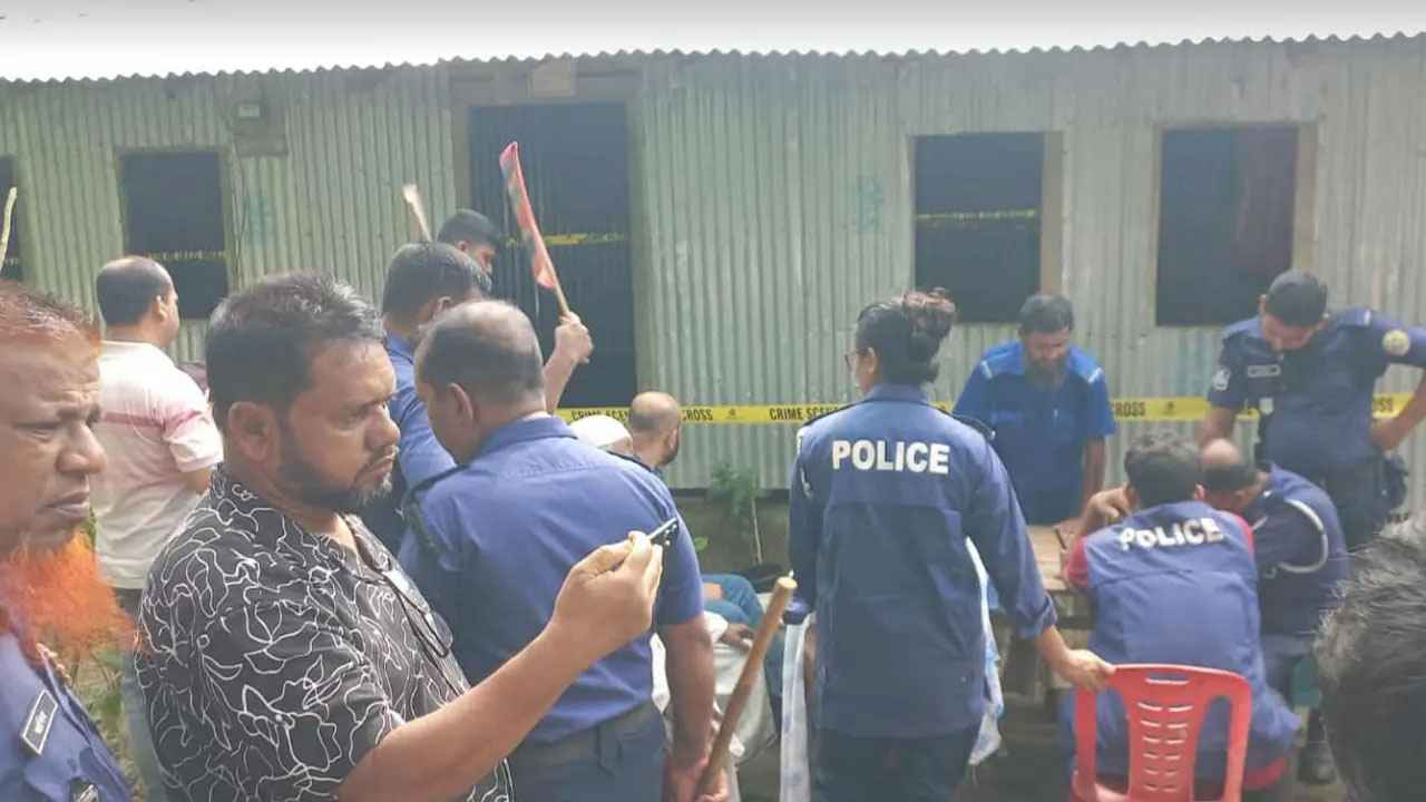 বরগুনায় নিজ ঘর থেকে স্বামী-স্ত্রীর মরদেহ উদ্ধার