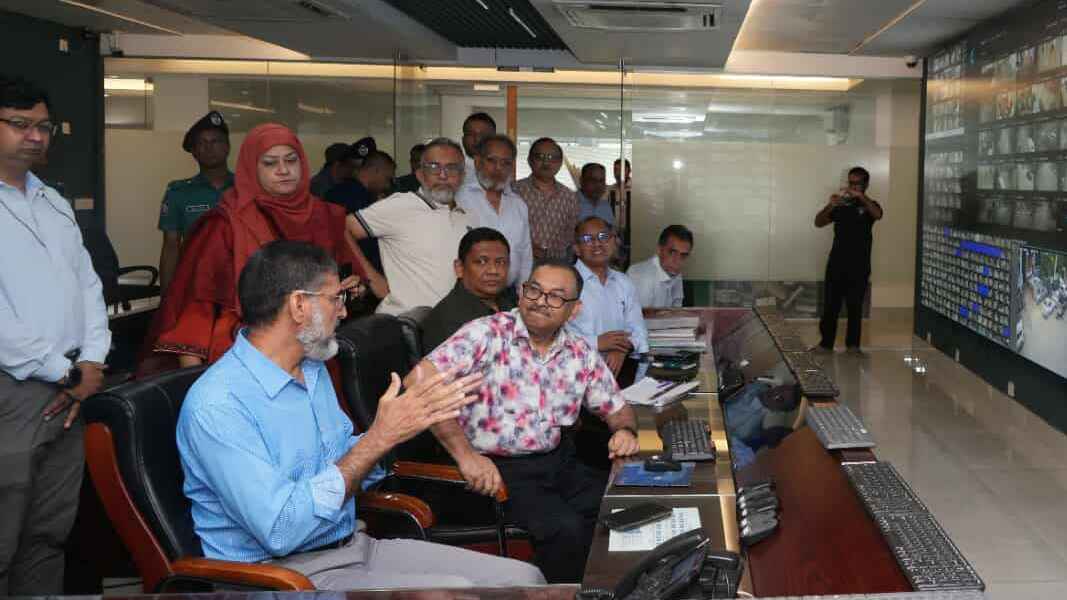 অপরাধ নিয়ন্ত্রণে নাগরিকদের অংশগ্রহণ তাৎপর্যপূর্ণ: ডিএমপি কমিশনার