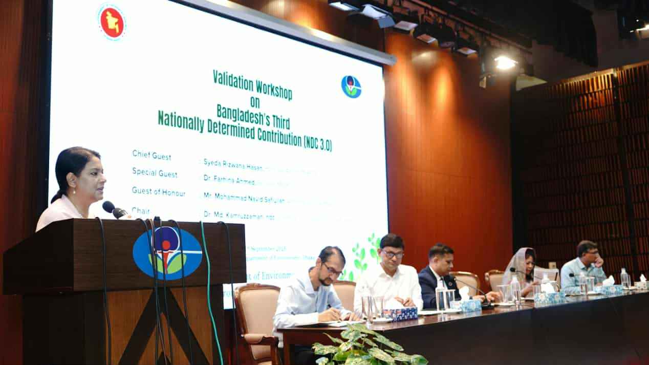 রাজধানীতে বৈদ্যুতিক বাসের বিষয়ে সিদ্ধান্ত নভেম্বরে: পরিবেশ উপদেষ্টা