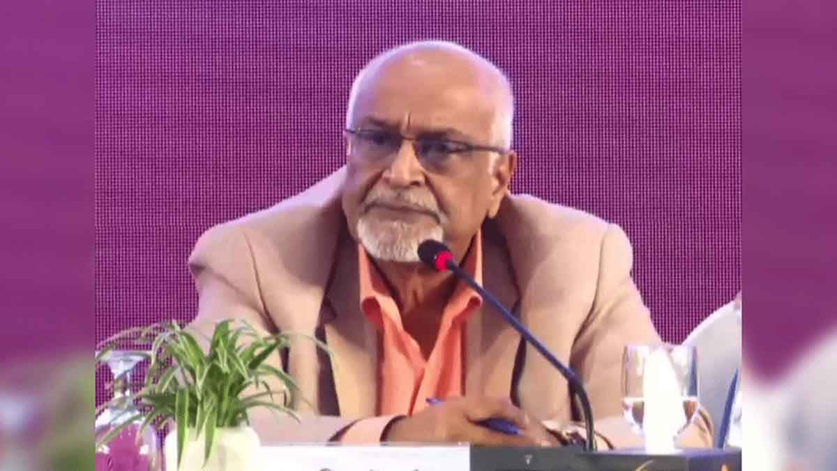 নখদন্তহীন-মেরুদণ্ডহীন জাতীয় মানবাধিকার কমিশন চাই না: দেবপ্রিয়