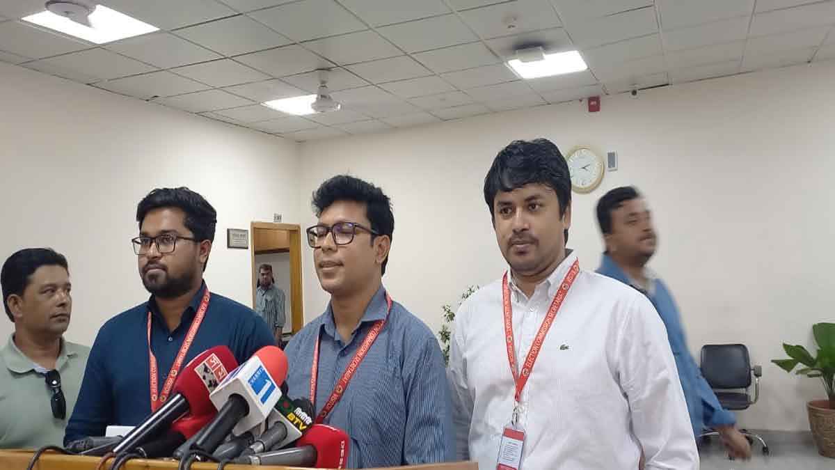 ইসির সঙ্গে এনসিপির বৈঠক, ভোটকে সামনে রেখে নানা আলোচনা