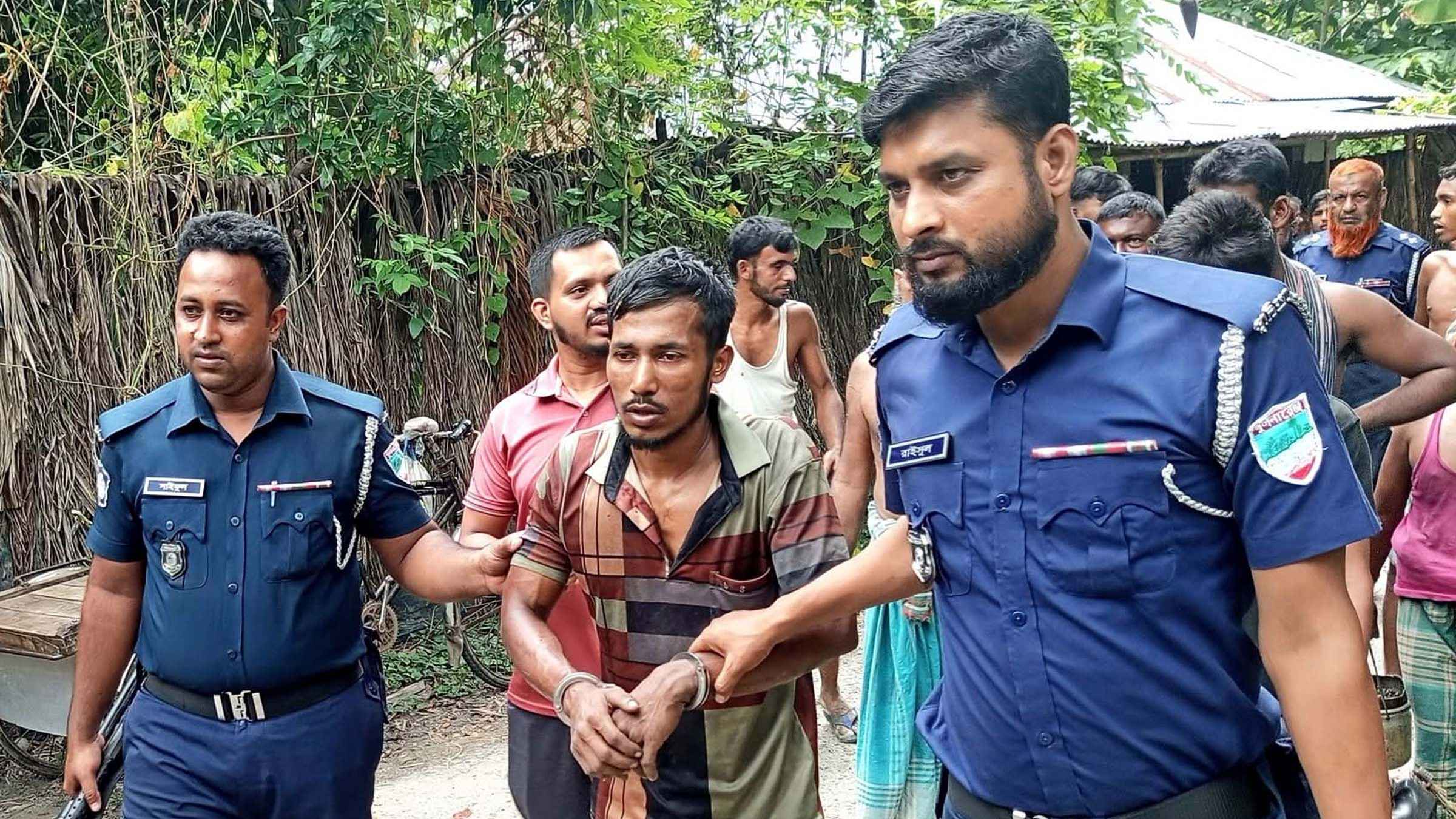 ফকিরহাটে কিশোরীকে ধর্ষণ: অভিযুক্ত গ্রেফতার