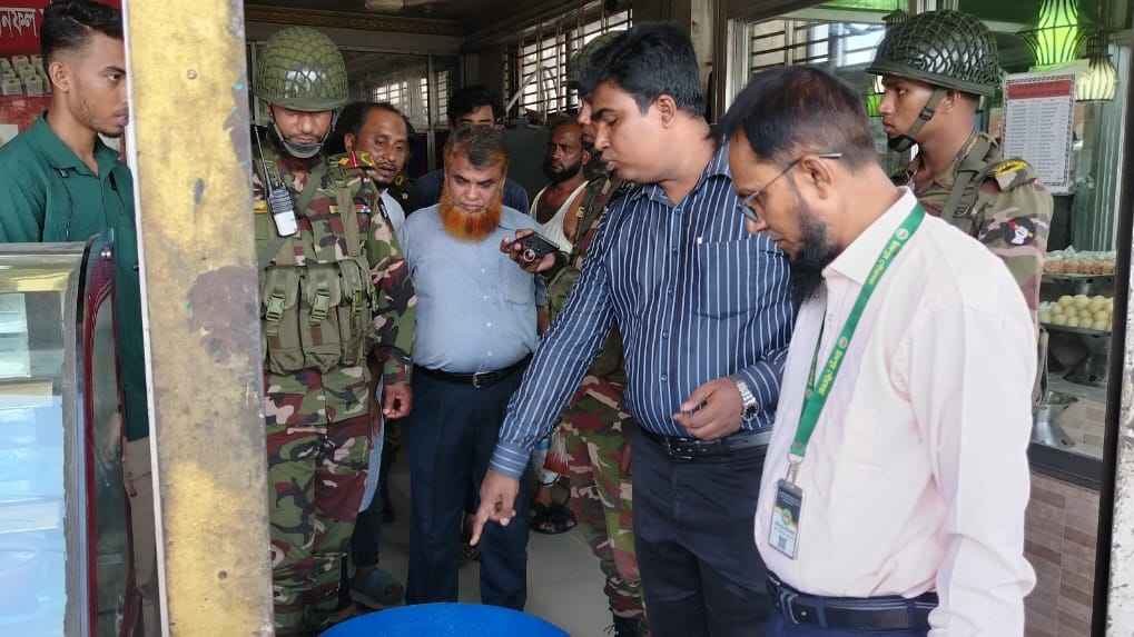 মেয়াদ ছাড়া রসমালাই, রং মিশিয়ে ঘি তৈরি করায় জরিমানা