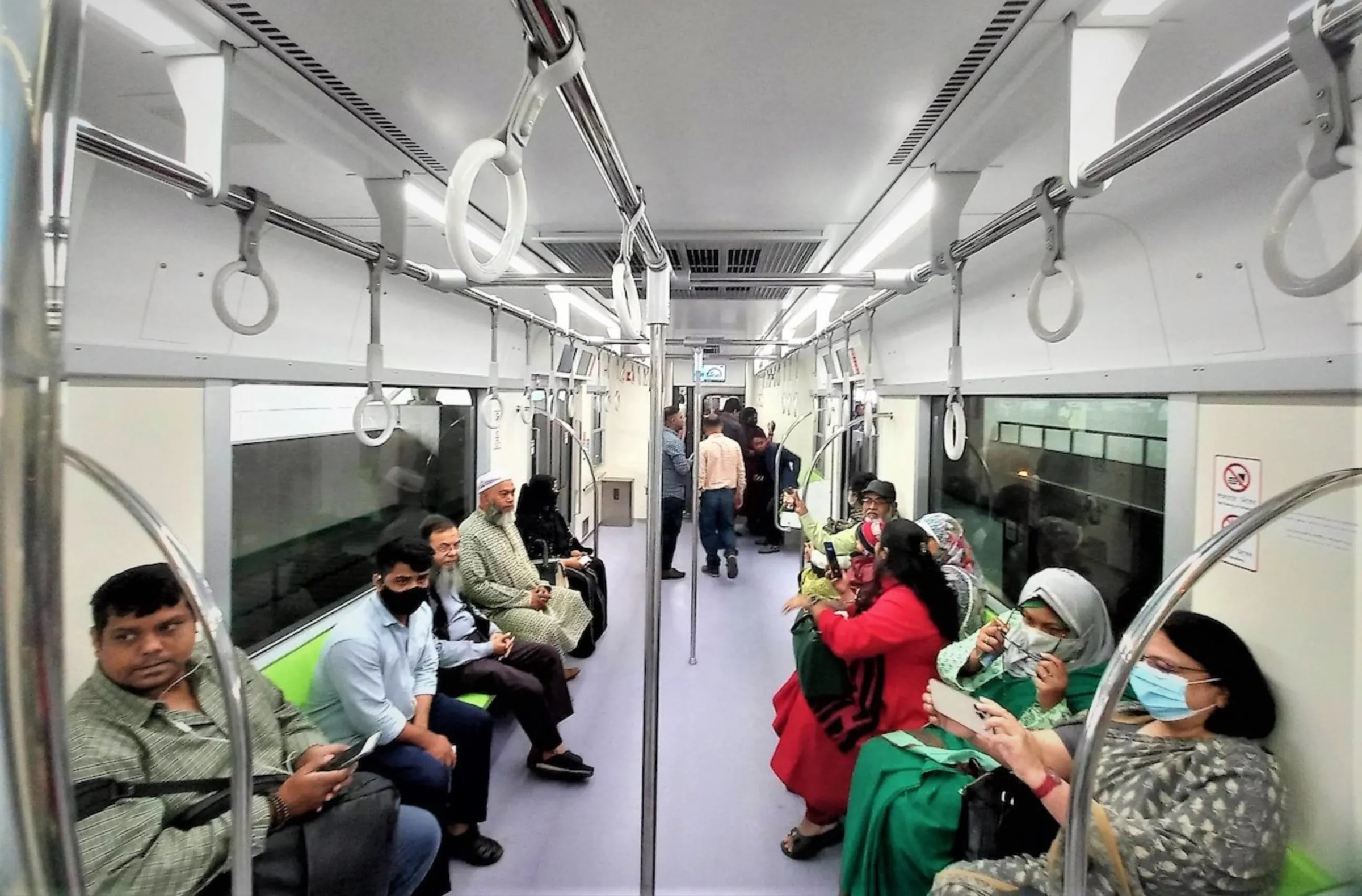Metro_rail_inner