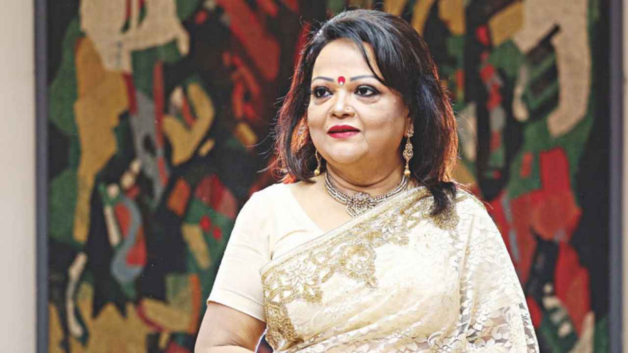 সাবিনা ইয়াসমিনের জন্মদিনে ‘তারকা কথন’