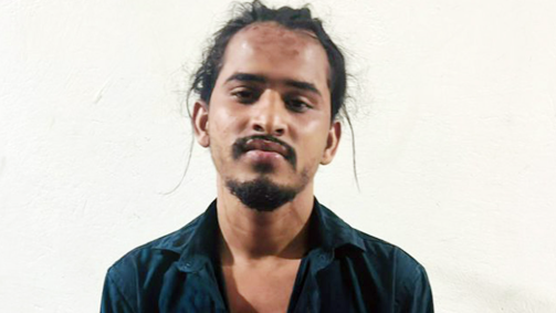 শীর্ষ সন্ত্রাসী শুটার রিয়াজ গ্রেফতার