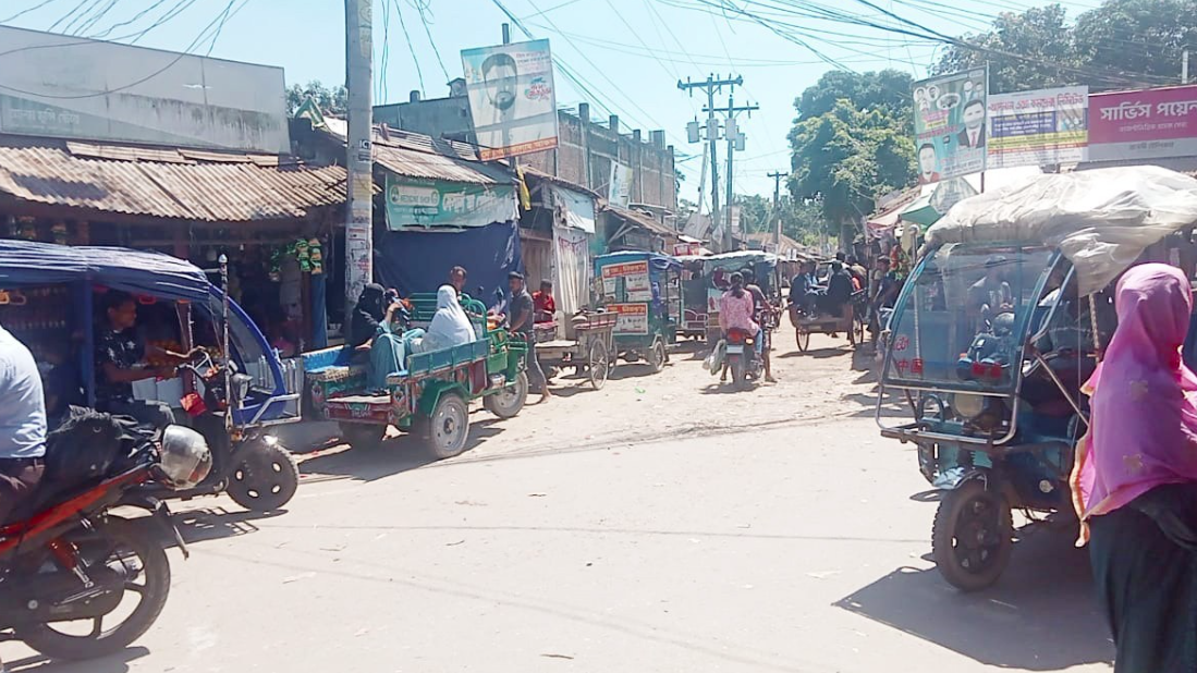 গাইবান্ধায় আশ্বিনেই চৈত্রের দাবদাহ, বিপর্যস্ত জনজীবন