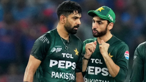 ৫০ রান দেওয়া রউফকে নিয়ে ব্যঙ্গ করে যা বললেন ওয়াসিম আকরাম