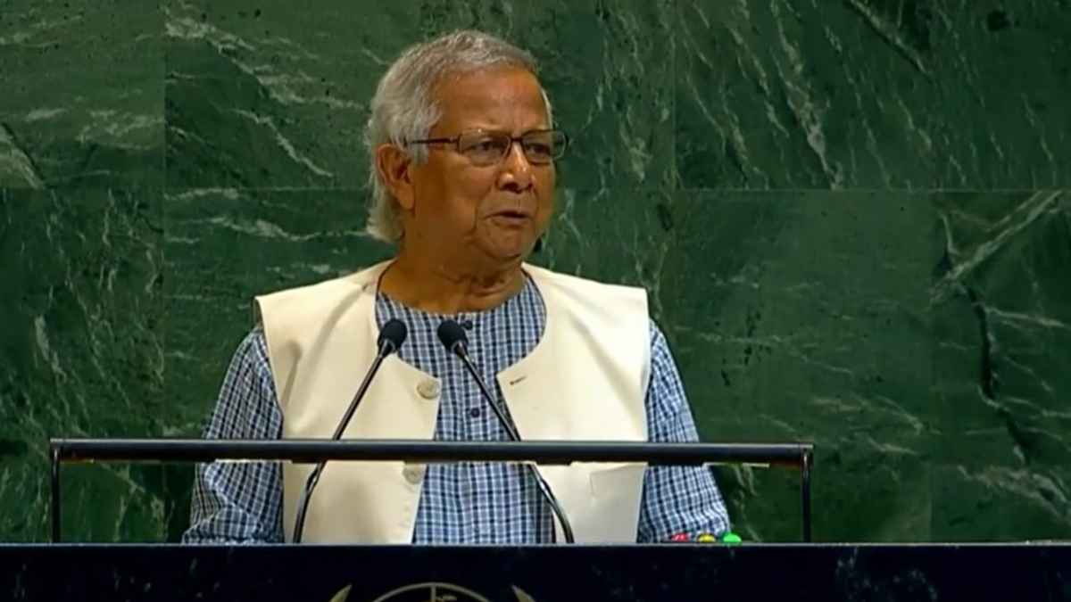 আর স্বৈরশাসনের পথে ফিরবে না বাংলাদেশ: প্রধান উপদেষ্টা