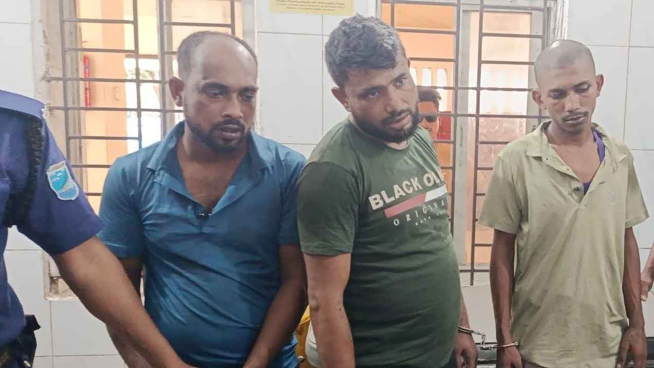 গজারিয়ায় মার্কেটে ডাকাতির প্রস্তুতিকালে আটক ৩
