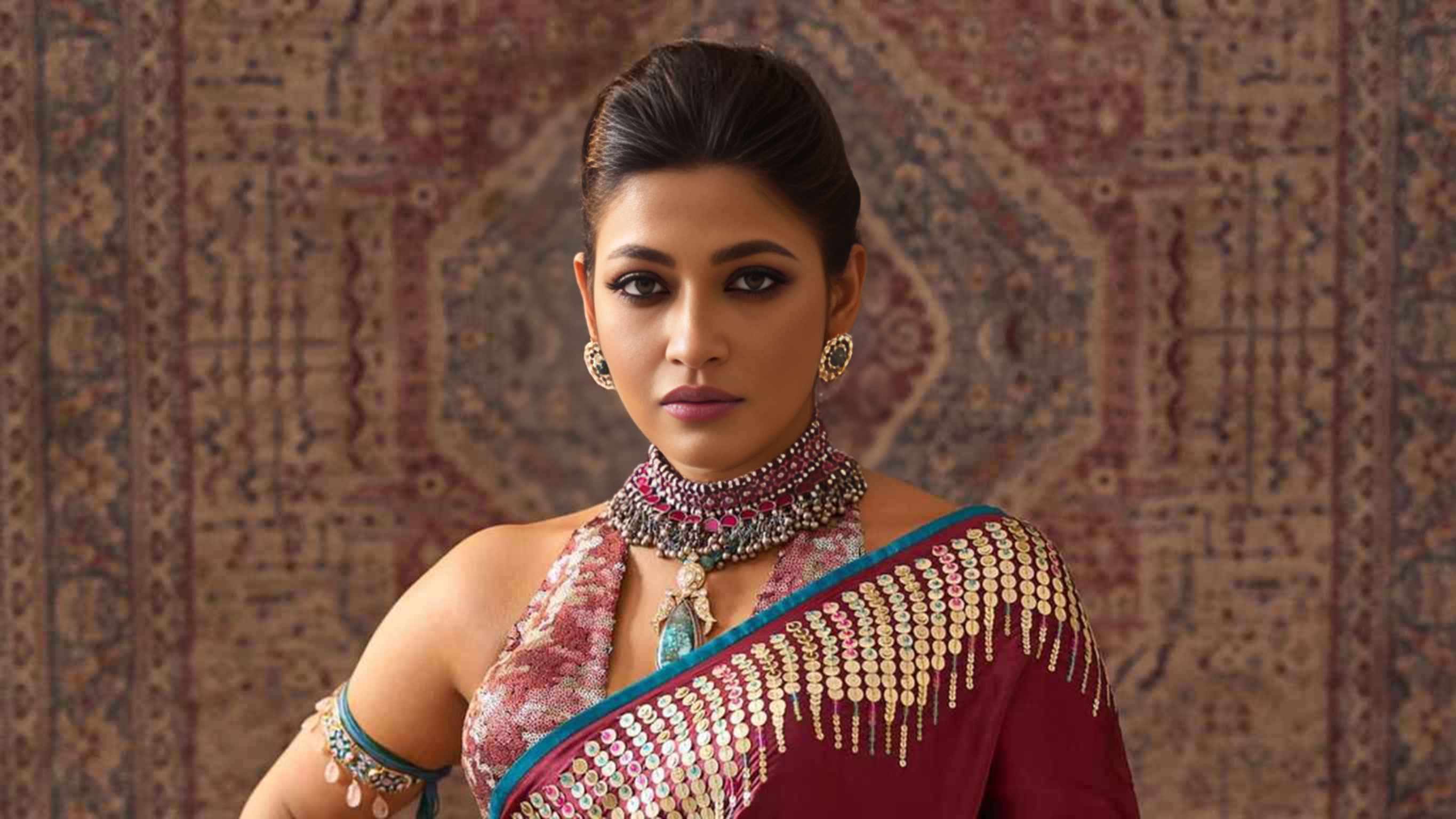 Tasmali qopol lezbiyen jinsiy aloqa porno video